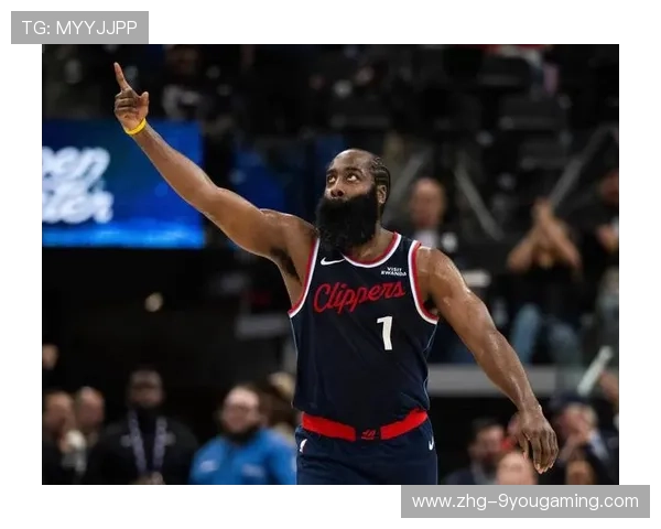 哈登最后一攻交球，选择引发讨论